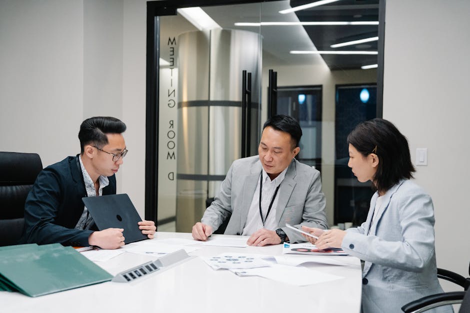 Best AI Meeting Summarizers (Never Take Notes Again)